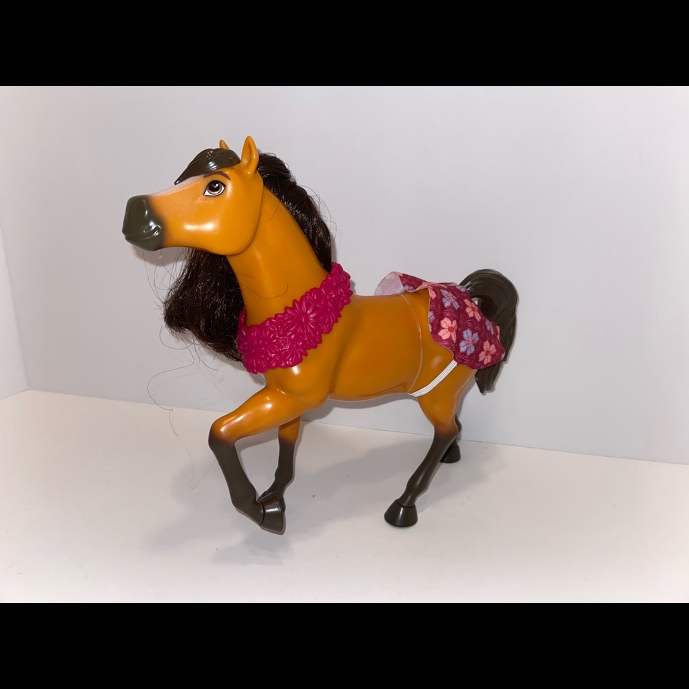 Mattel - Horse Lucky (From  Spirit And Lucky) Figures